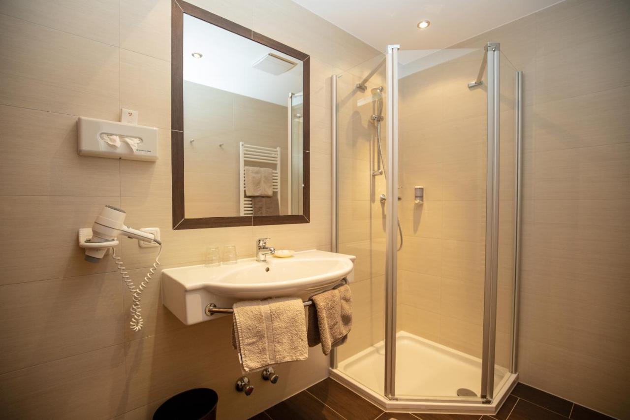Hotel Charly Ішгль Екстер'єр фото
